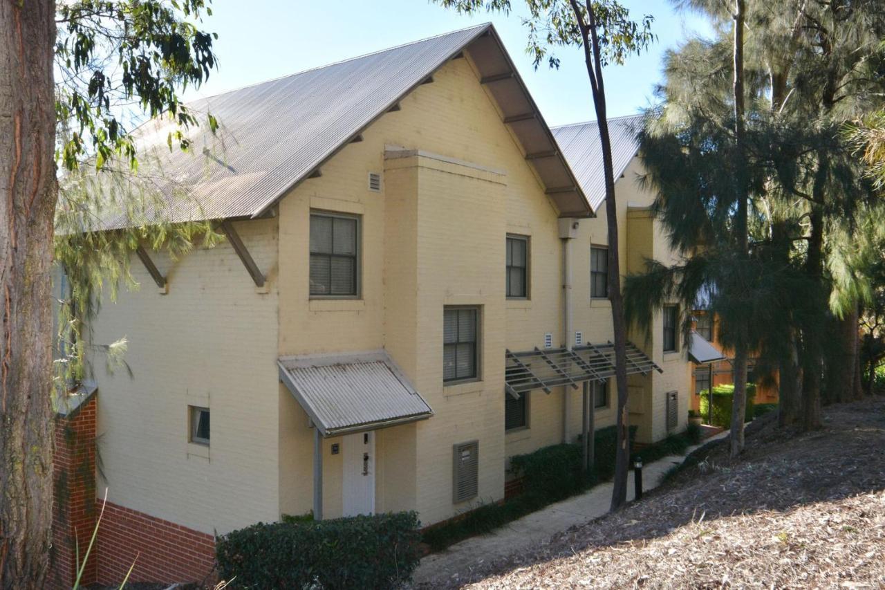 3br Chianti Located Within Cypress Lakes *