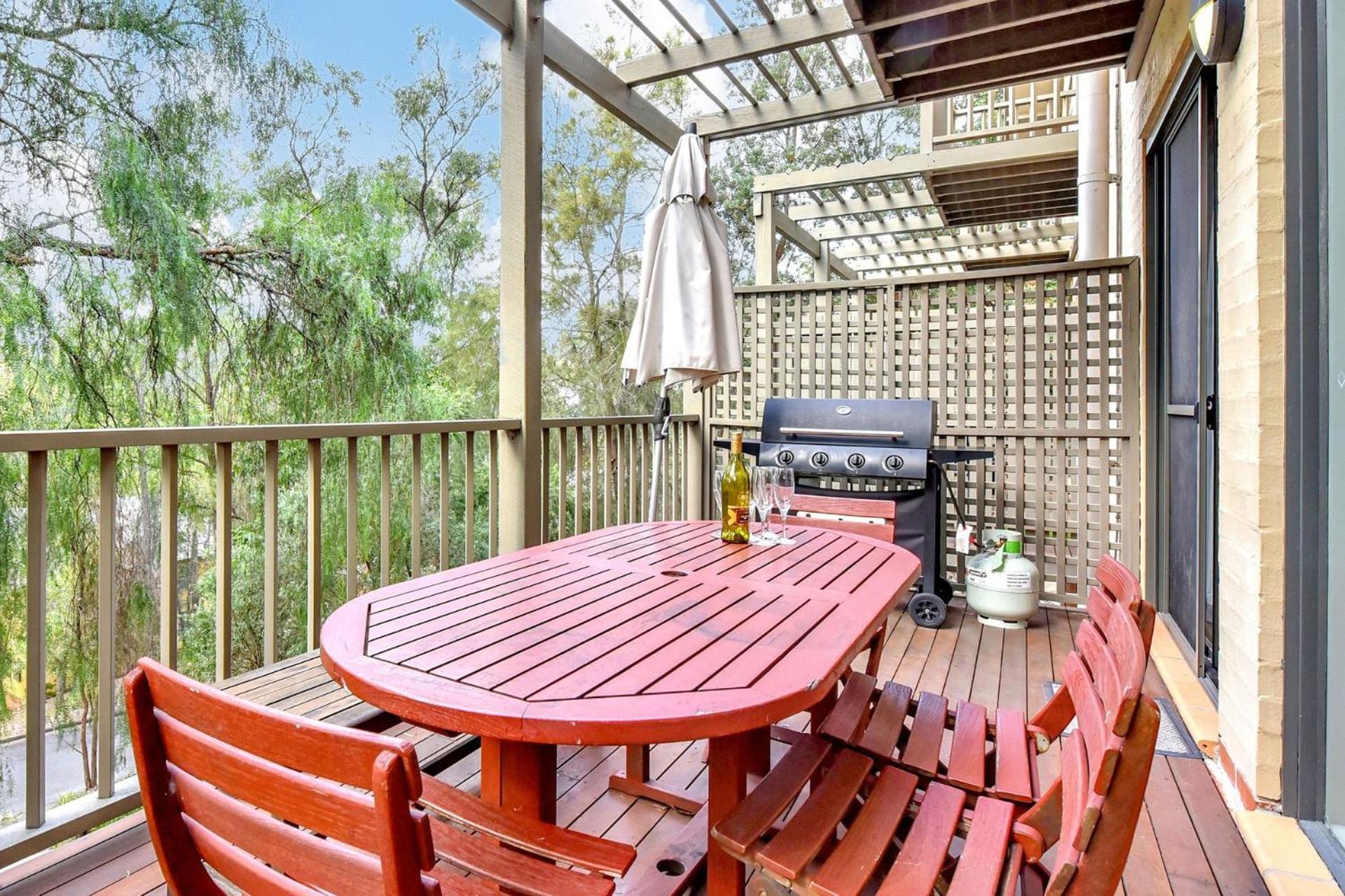 Villa 3br Chianti Located Within Cypress Lakes Pokolbin